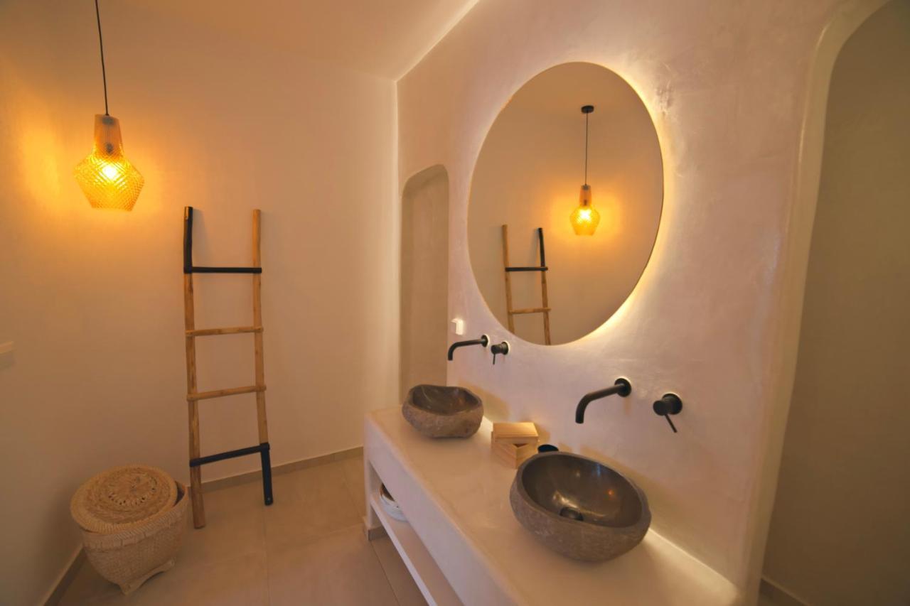 Eternity Suites Santorini Fira  Exteriör bild
