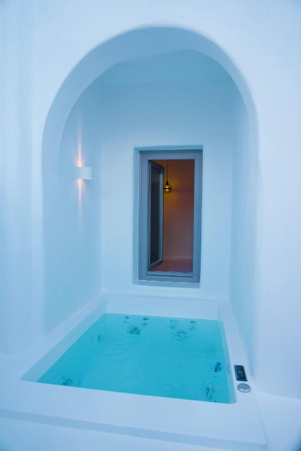 Eternity Suites Santorini Fira  Exteriör bild