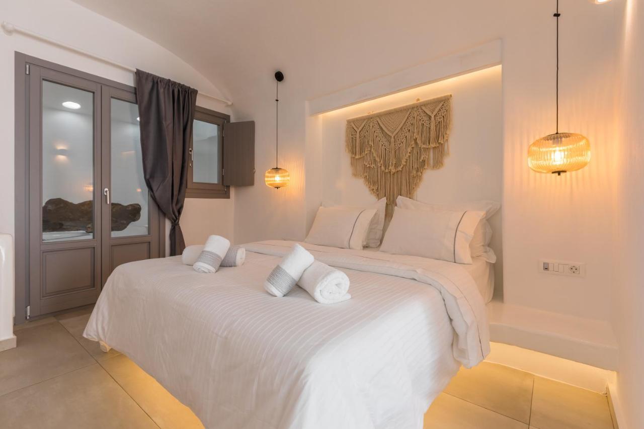 Eternity Suites Santorini Fira  Exteriör bild