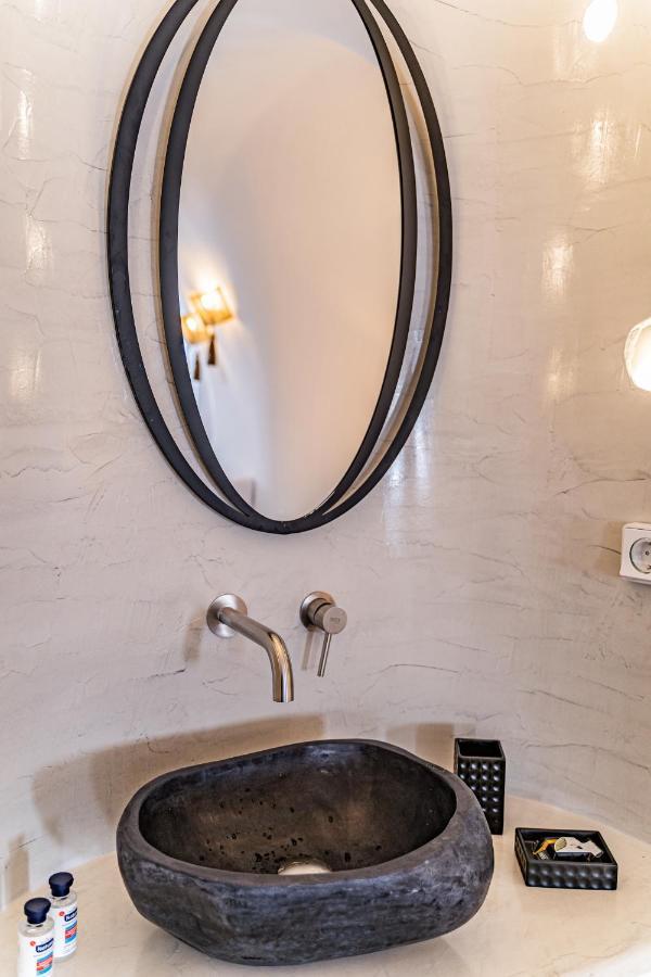 Eternity Suites Santorini Fira  Exteriör bild