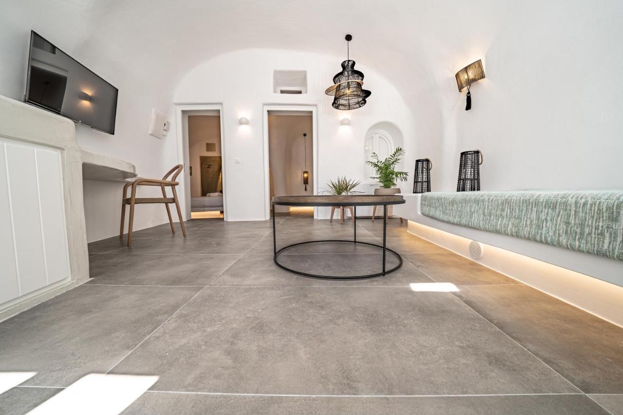 Eternity Suites Santorini Fira  Exteriör bild